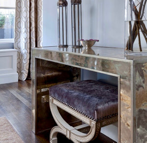 McKenna Console