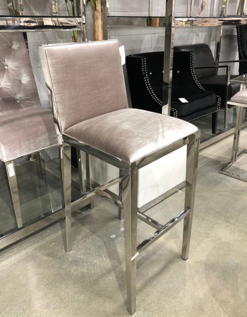 Cupio Grey Velvet Counter Chair